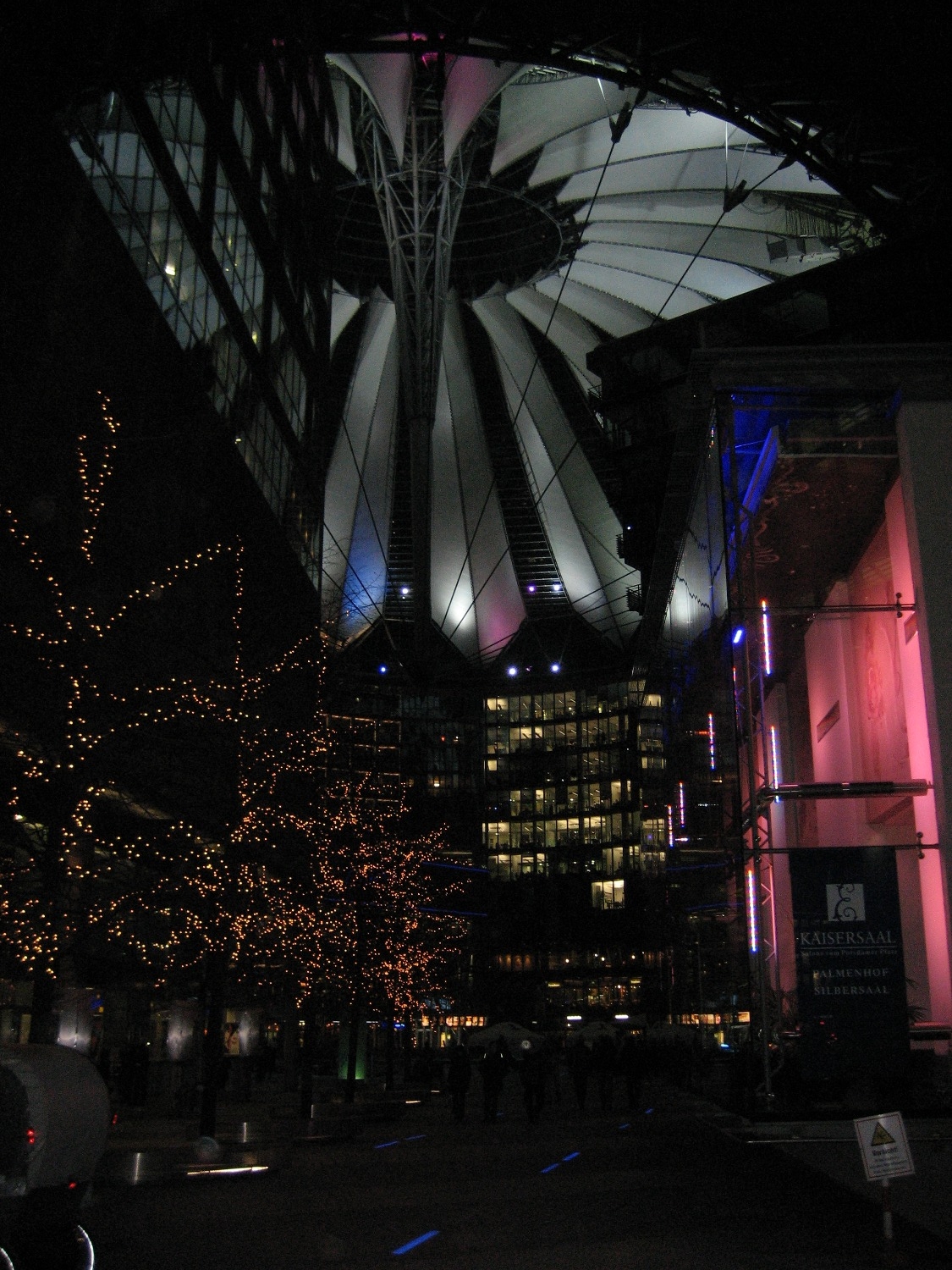 Potsdamer Platz - Sony Center
