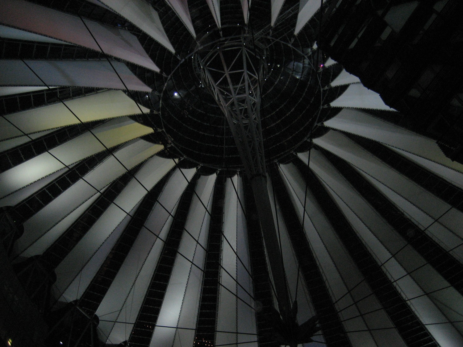 Potsdamer Platz - Sony Center
