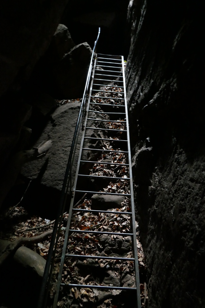 NaturWanderPark delux: Felsenweg - Berdorf - Räuberhöhle