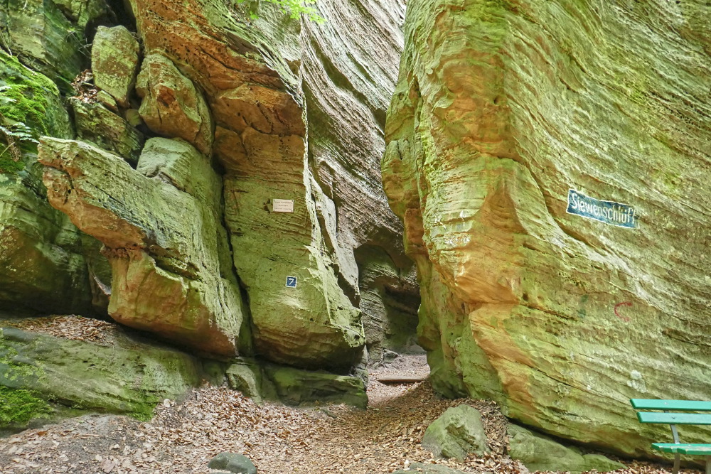 NaturWanderPark delux: Felsenweg - Berdorf - Siewenschlueff