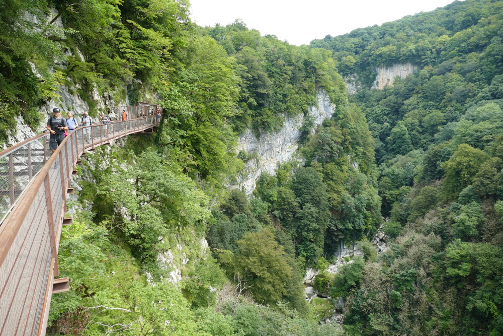 Georgien - Wanderung im Okatse-Canyon