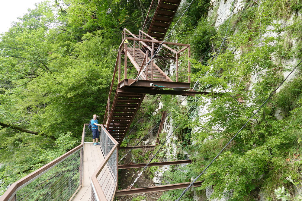 Georgien - Wanderung im Okatse-Canyon