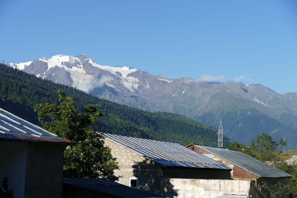 Georgien - Blick auf die Laila-Gruppe