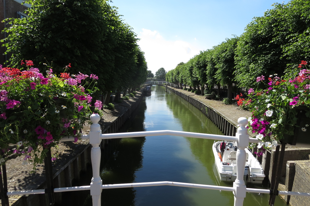 Mit dem Hausboot durch Friesland - Sloten