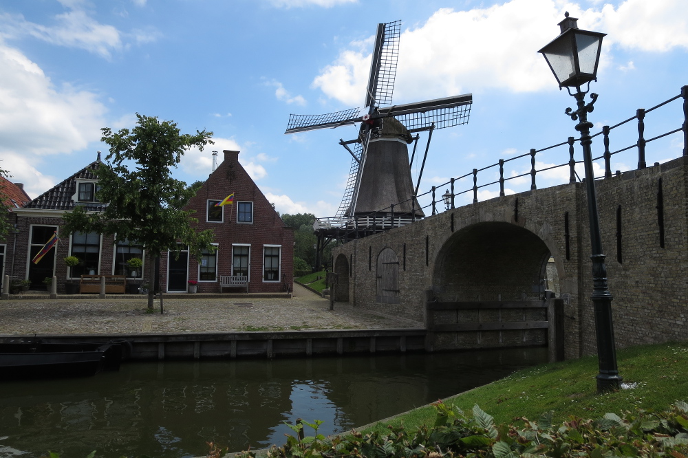 Mit dem Hausboot durch Friesland - Sloten