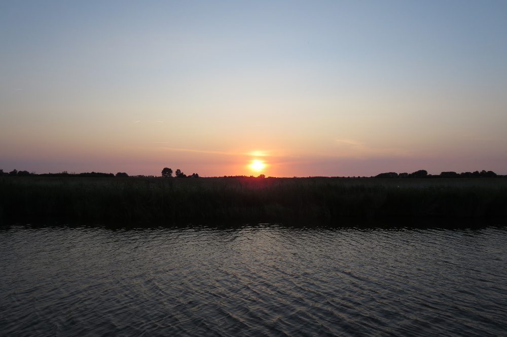 Mit dem Hausboot durch Friesland
