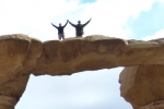 Jordanien – Felsenbrücke von Umm Fruth im Wadi Rum
