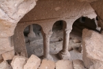 Kappadokien: Aus dem Gestein gehauene Säulen