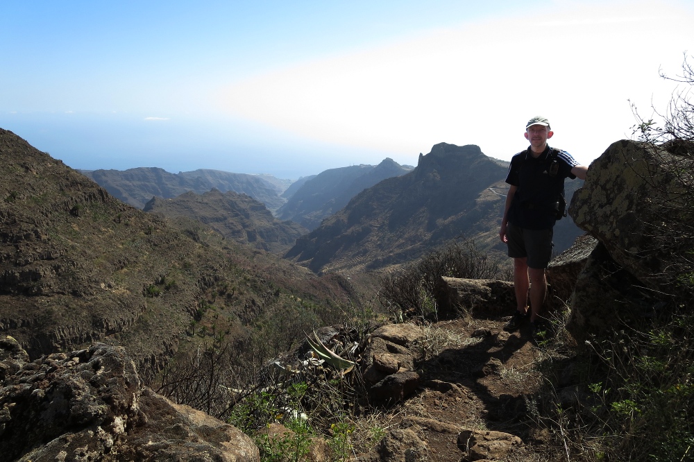 La Gomera: Auf schmalem Pfad ins Tal