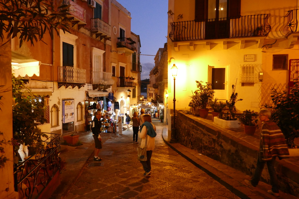 Liparische Inseln - Lipari - Der Süden