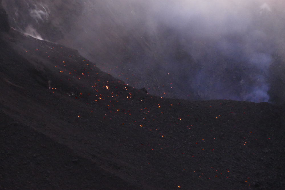 Liparische Inseln – Stromboli – Abendliche Besteigung des Vulkans