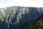 Madeira - das kleine Haus am gegenüberliegenden Hang