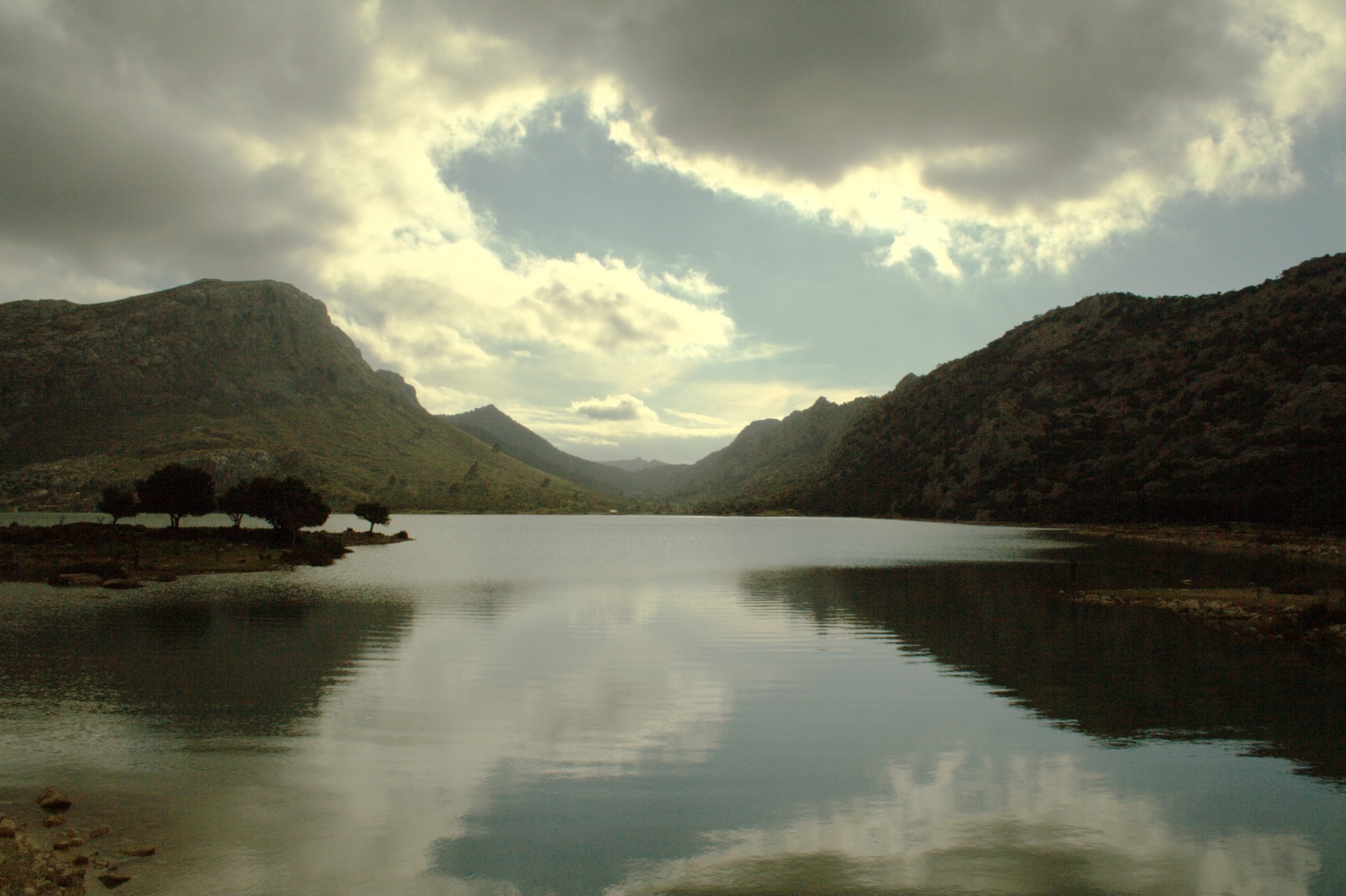 Mallorca - Blick auf den L'Ofre (2.v.l.)