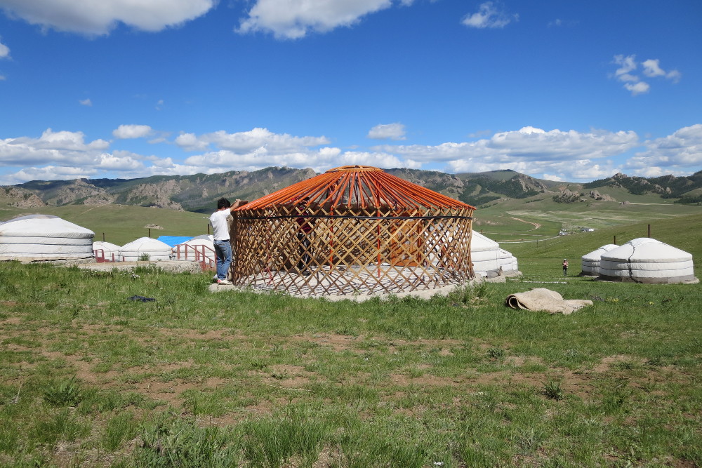 Mongolei: Jurtenbau