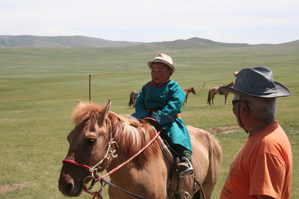 Mongolei: Mit 3 Jahren schon fest im Sattel