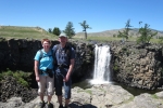 Mongolei: Am Wasserfall