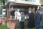Am Stockbrotstand