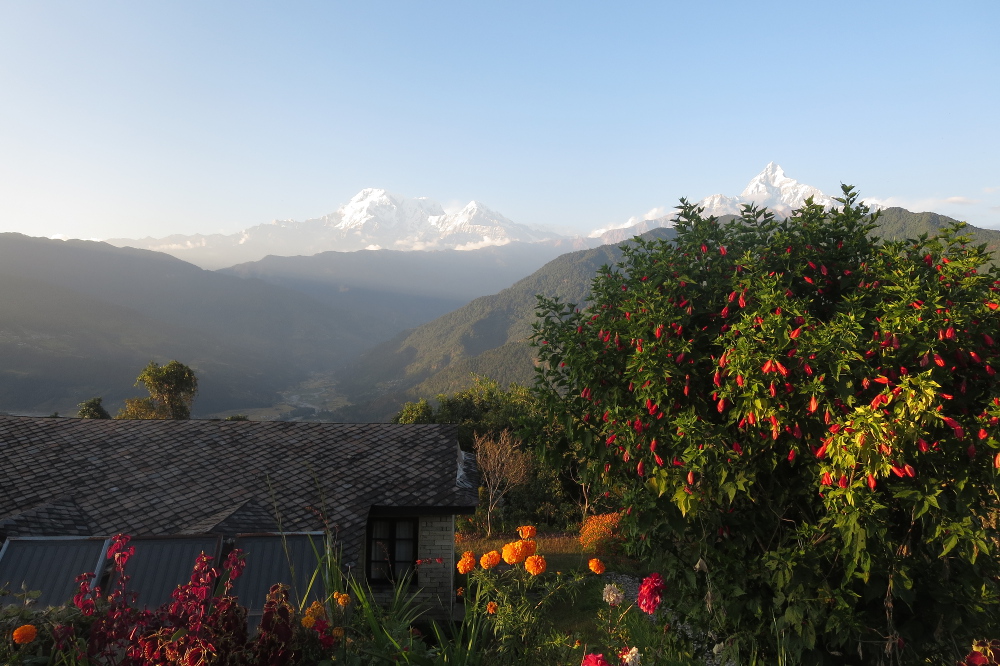 Nepal - Blick aufs Annapurna-Massiv von der Hananoie-Lodge
