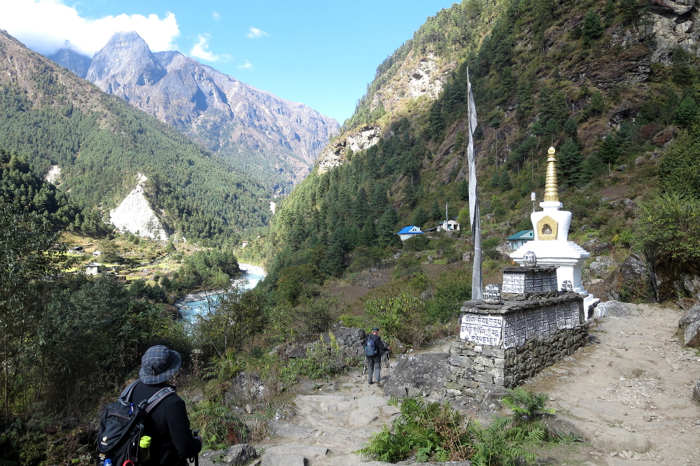 Nepal - Stupa zwischen Lukla und Phakding
