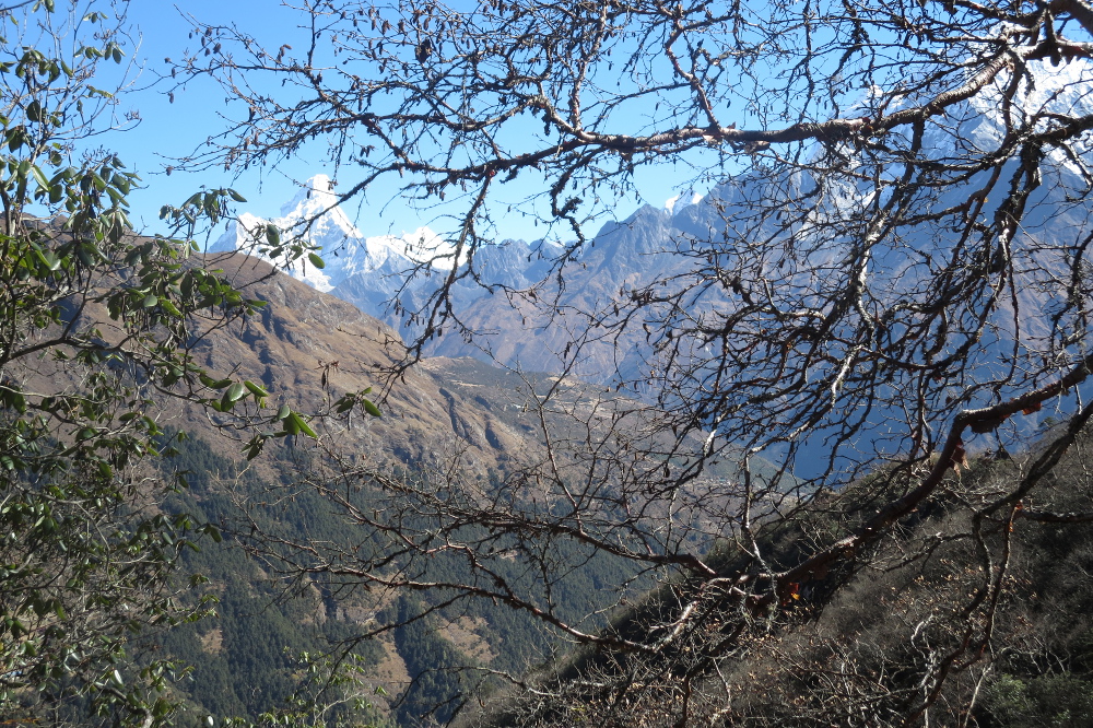 Nepal - Blick hinüber nach Namche Bazar