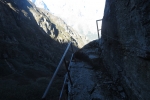 Nepal - Dem Geländer würde ich nicht trauen...