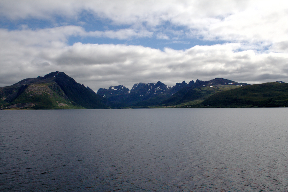 Nordkap, Hurtigruten und Lofoten: Im Sortlandsund