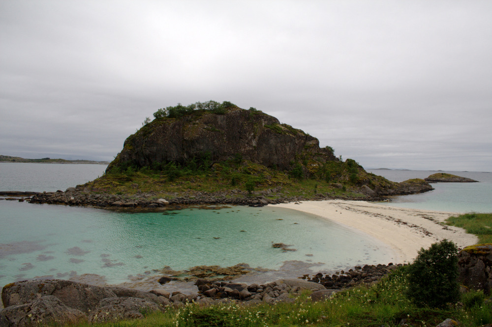 Nordkap, Hurtigruten und Lofoten: Feiner Sandstrand bei Årsteinen