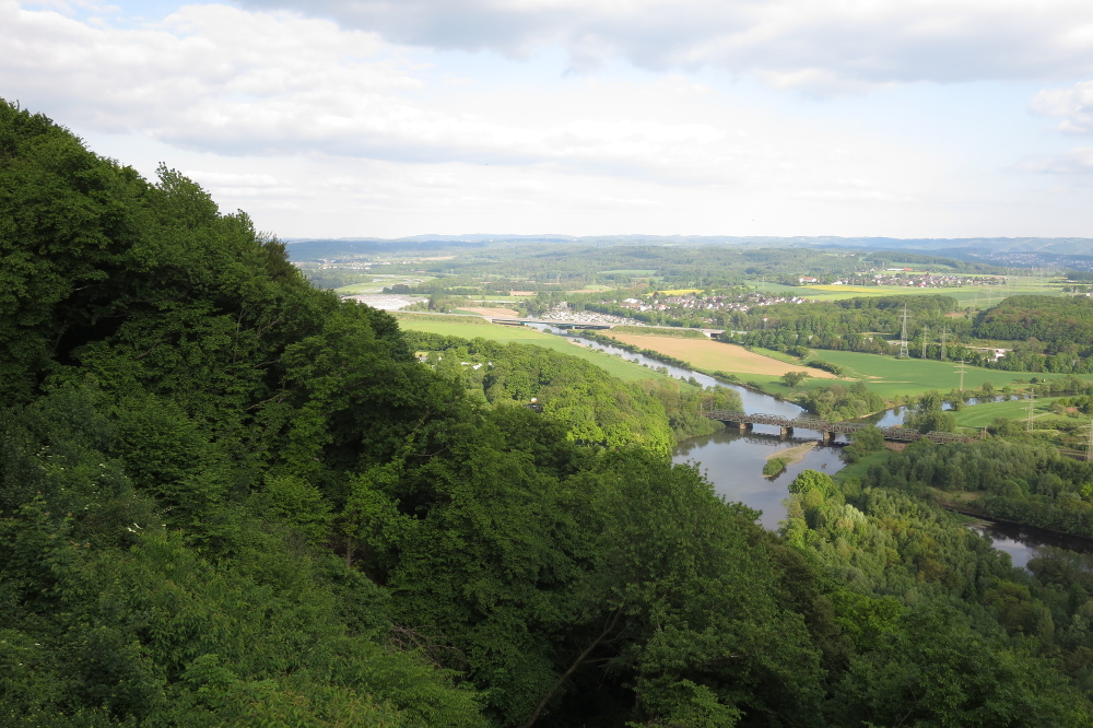 Ruhrsteig – Sigiburg Runde – Blick auf das Ruhrtal und die Lennemündung