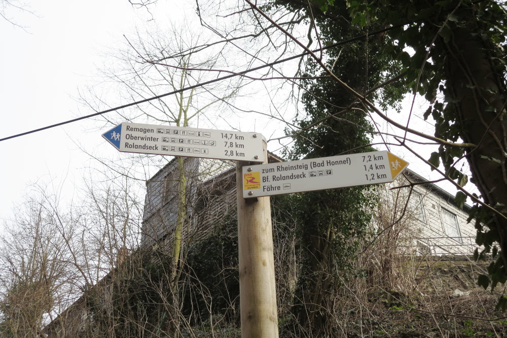 Rheinburgenweg #1