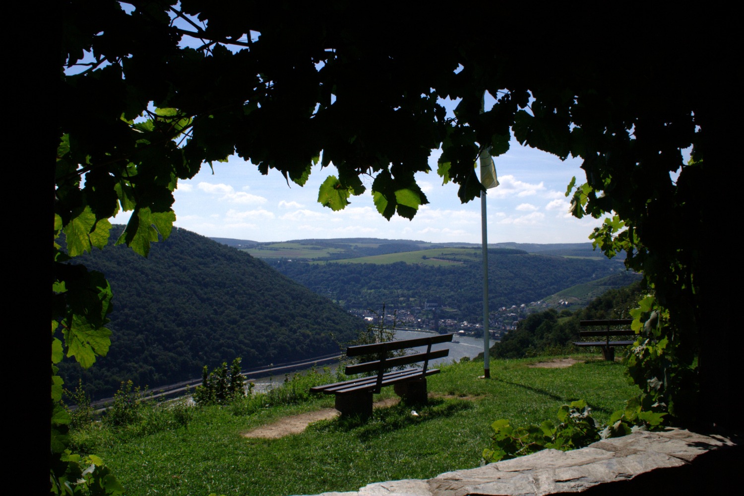 Rheinburgenweg #3 - lauschiger Rastplatz