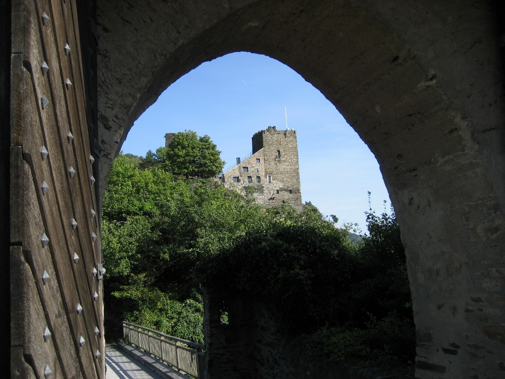 Rheinsteig #10 - Blick auf Burg Liebenstein