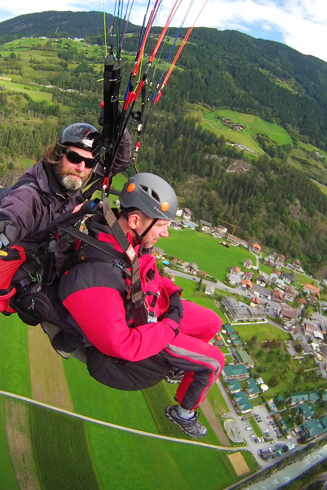 Tandemflug über dem Ötztal