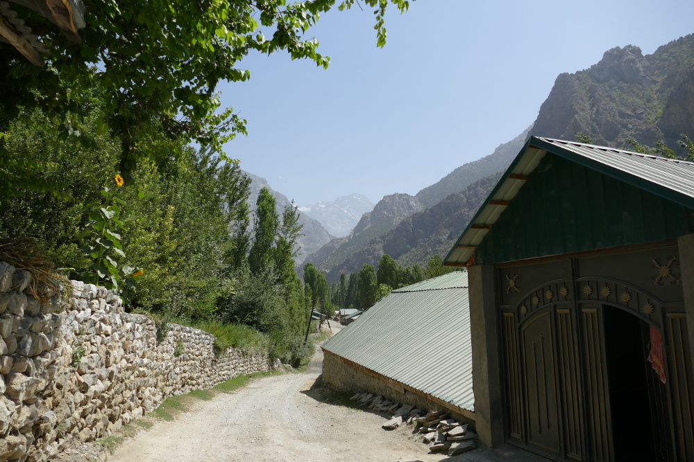 Tadschikistan - Zum Artuch-Camp