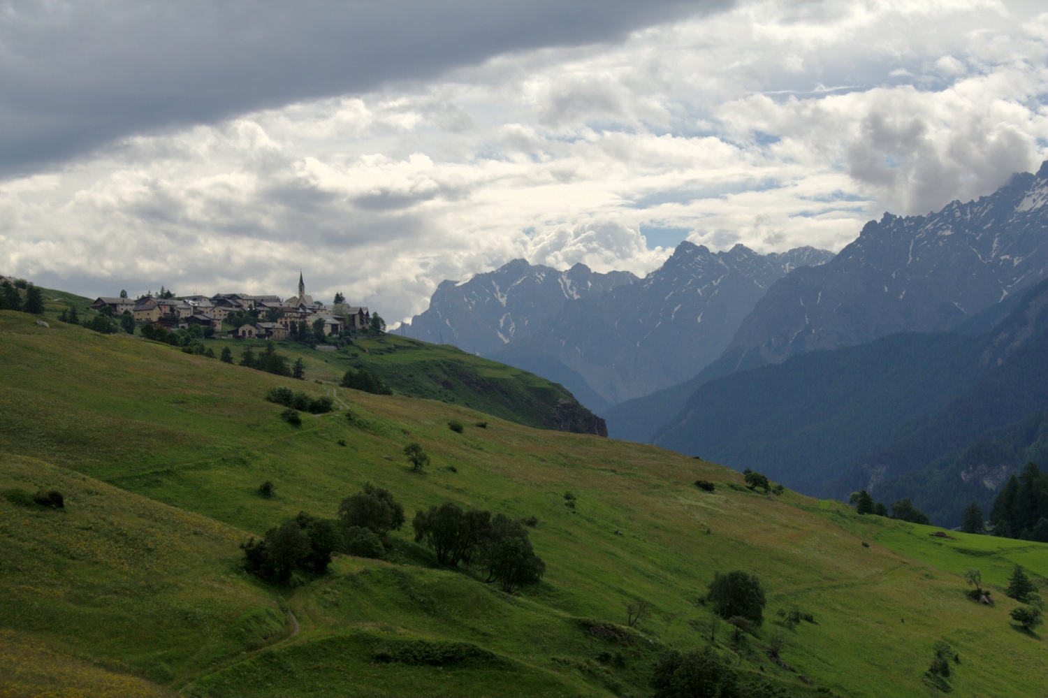 Via Engiadina - Blick zurück nach Guarda