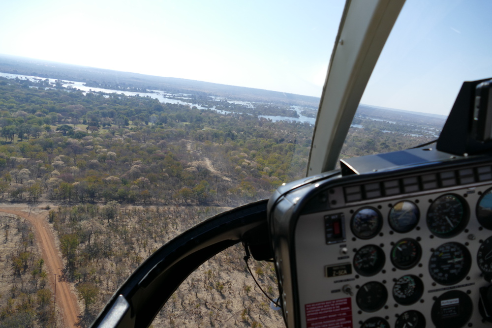 Zimbabwe - Anflug auf die Viktoriafälle