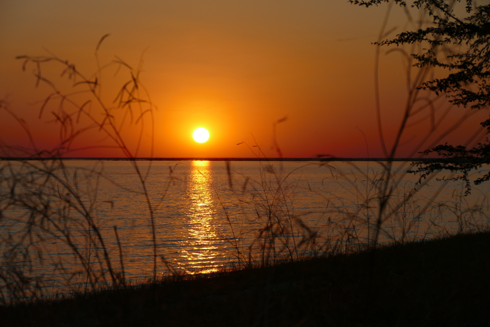 Botswana - Sonnenuntergang in der Makgadigadi-Salzpfanne