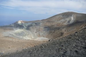 Mehr über den Artikel erfahren Liparische Inseln: Vulcano – Monte Saraceno & Gran Cratere