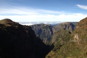 Mehr über den Artikel erfahren Madeira: Die Königstour auf das Dach von Madeira