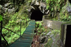 Mehr über den Artikel erfahren Madeira: Durch die Unterwelt zum Caldeirao do Inferno