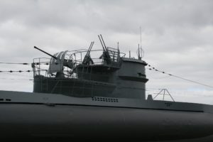 Mehr über den Artikel erfahren Schleswig-Holstein: Kieler Förde, Marine-Ehrenmal und U995