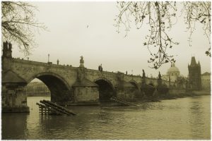 Mehr über den Artikel erfahren Prag – Teil 3: Petřín-Berg, jüdisches Viertel, Moldau und Altstadt